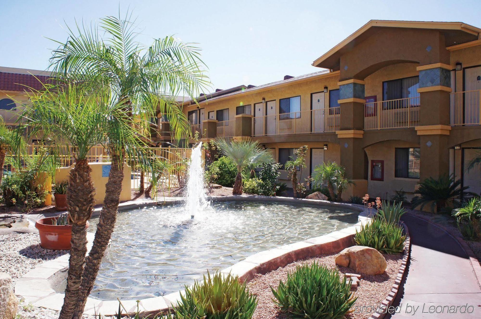 Laquinta Inn Phoenix - Arcadia Экстерьер фото