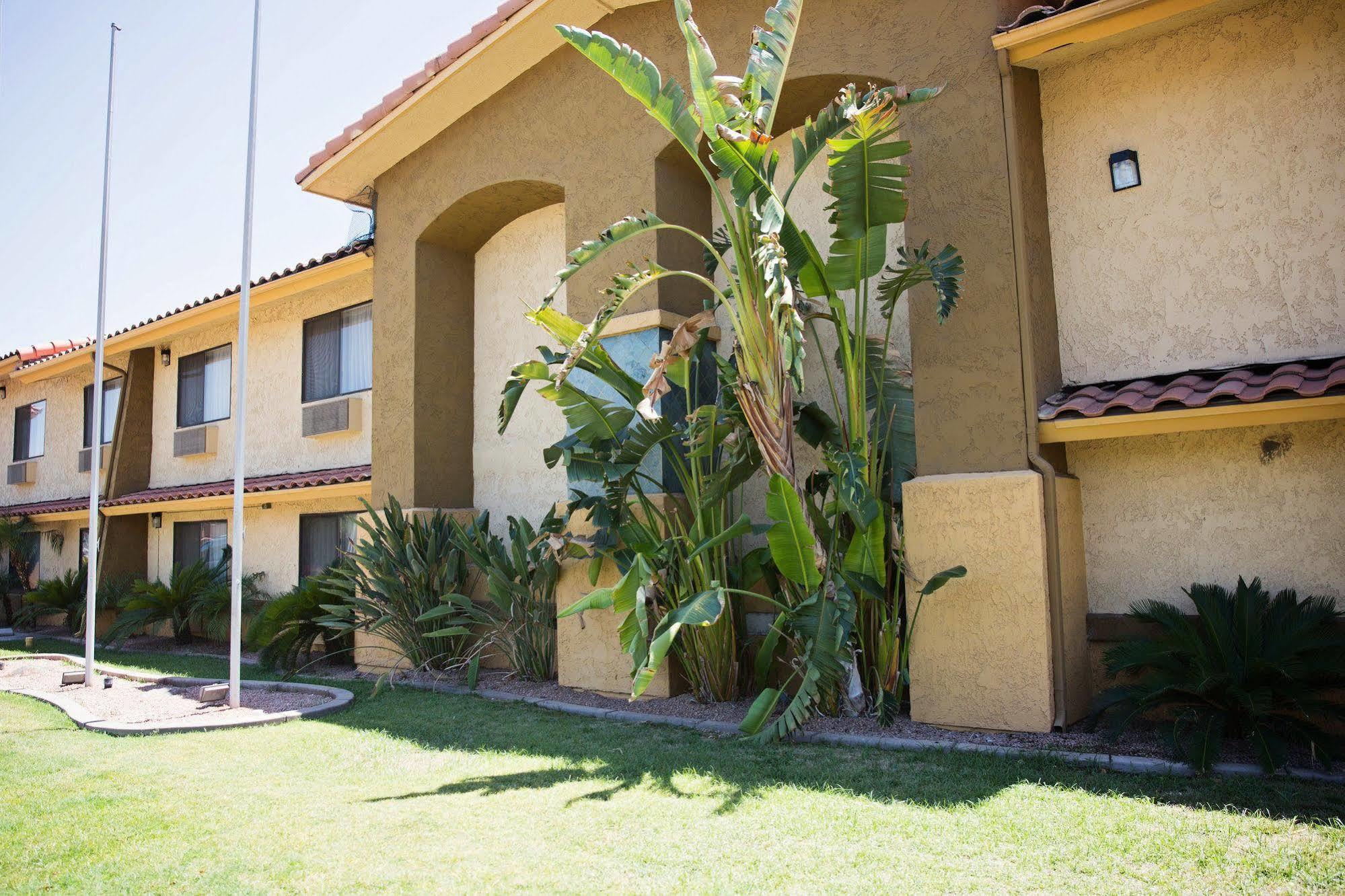 Laquinta Inn Phoenix - Arcadia Экстерьер фото
