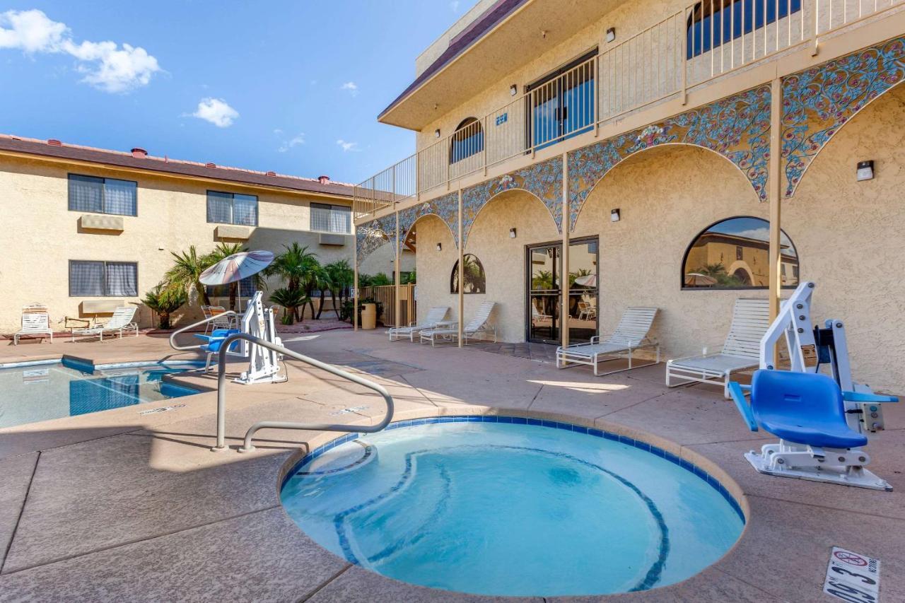 Laquinta Inn Phoenix - Arcadia Экстерьер фото