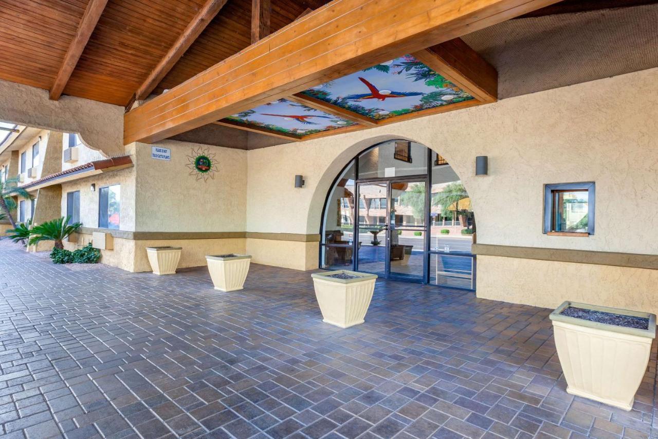 Laquinta Inn Phoenix - Arcadia Экстерьер фото