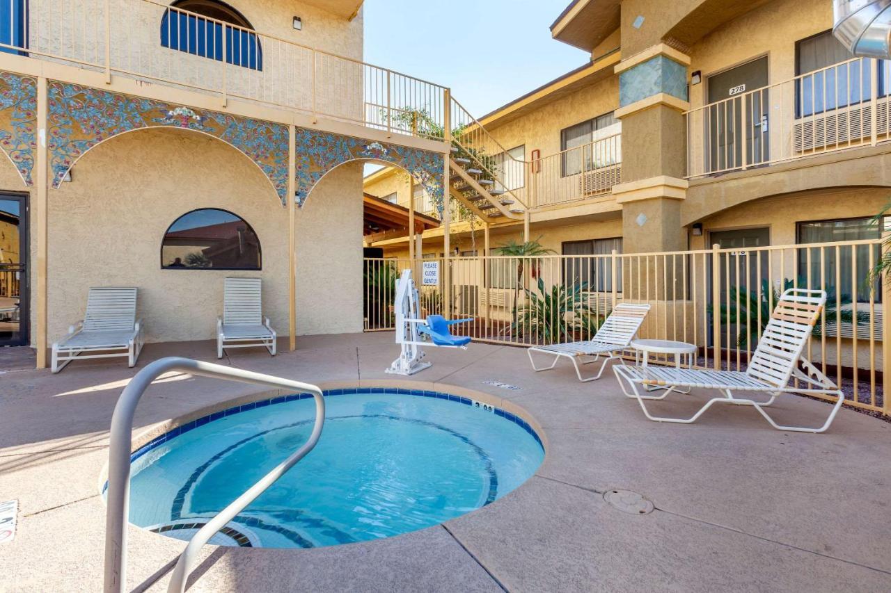 Laquinta Inn Phoenix - Arcadia Экстерьер фото